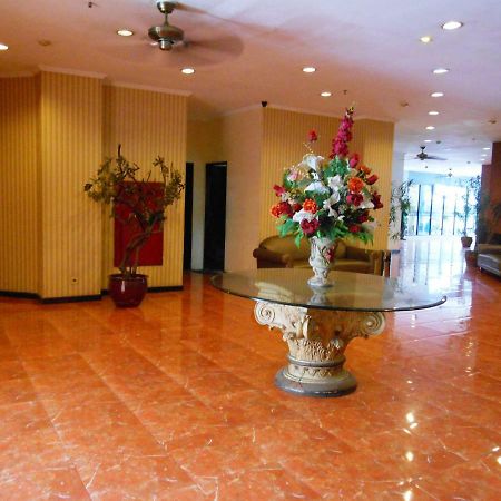 Prinsen Park Hotel Jakarta Exterior photo